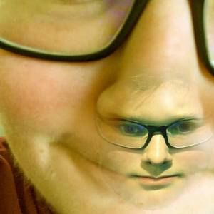 Meet your Posher, Max